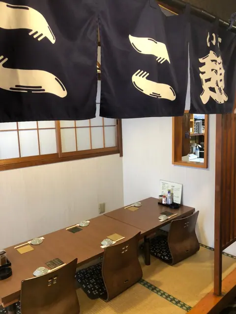 居酒屋 ここ憩の店内