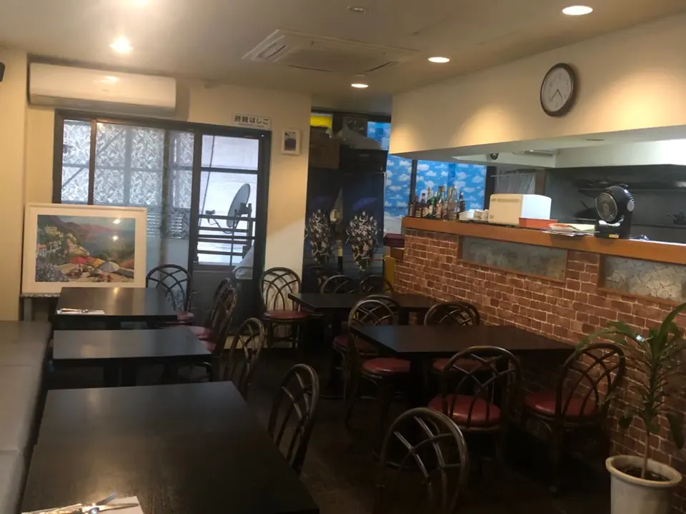 ビストロ アンシャンテ