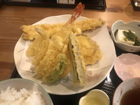 天ぷら 旬彩 天つねのお料理