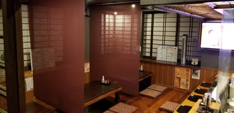 酒菜やの店内