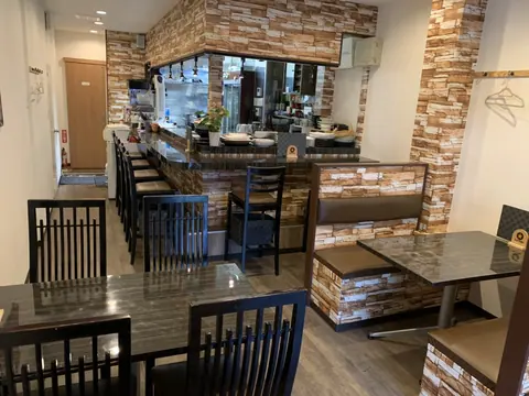 本格創作料理 和 実花の店内