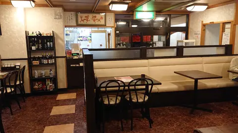 龍桂林の店内