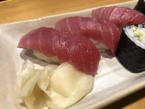 おすし家のいらぶのお料理