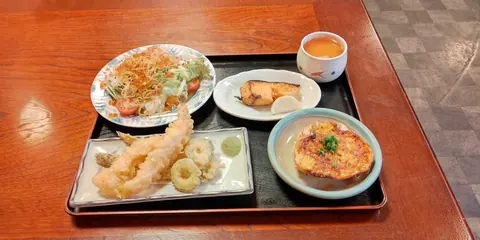 おすし家のいらぶのお料理
