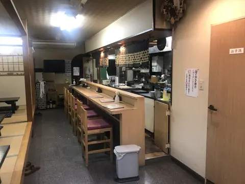 汐華の店内