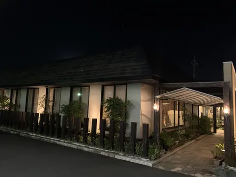 肉の宴 泰平門の店内