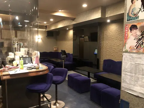 スナック Ayaの店内