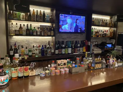 TSUBASA BARの店内