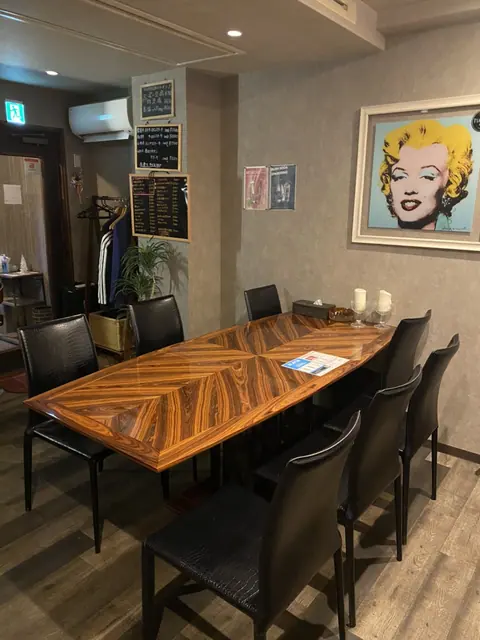 TSUBASA BARの店内