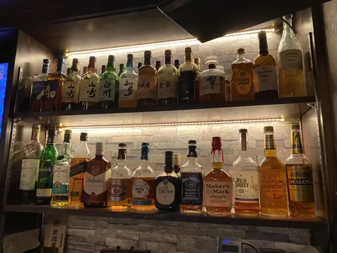 TSUBASA BARの店内