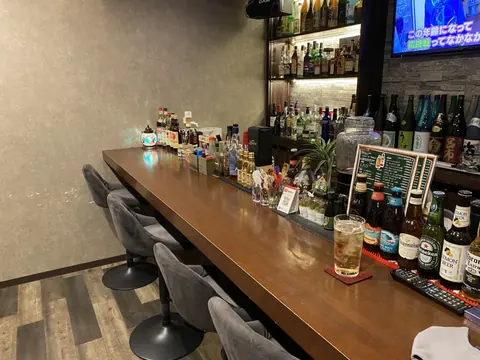 TSUBASA BARの店内