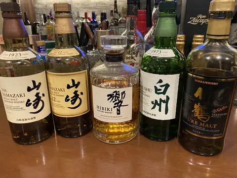TSUBASA BARの店内