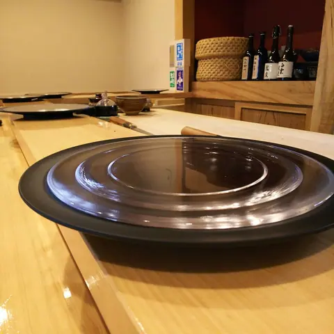 寿し はま田の店内